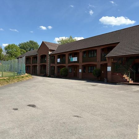Tollgate Hotel & Leisure Stoke-on-Trent 외부 사진
