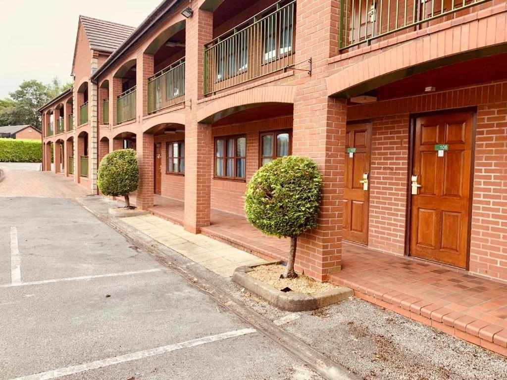 Tollgate Hotel & Leisure Stoke-on-Trent 외부 사진
