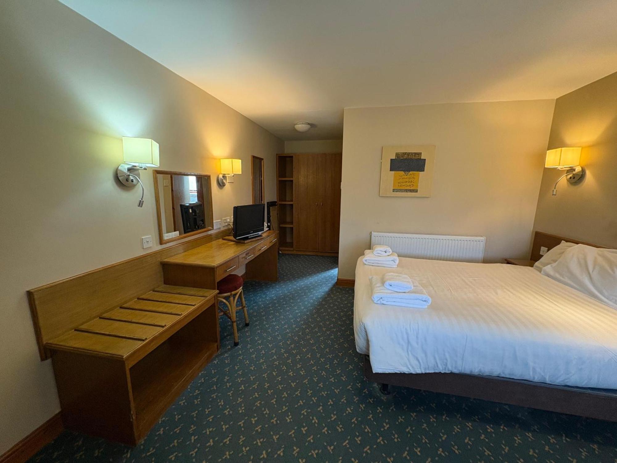 Tollgate Hotel & Leisure Stoke-on-Trent 외부 사진