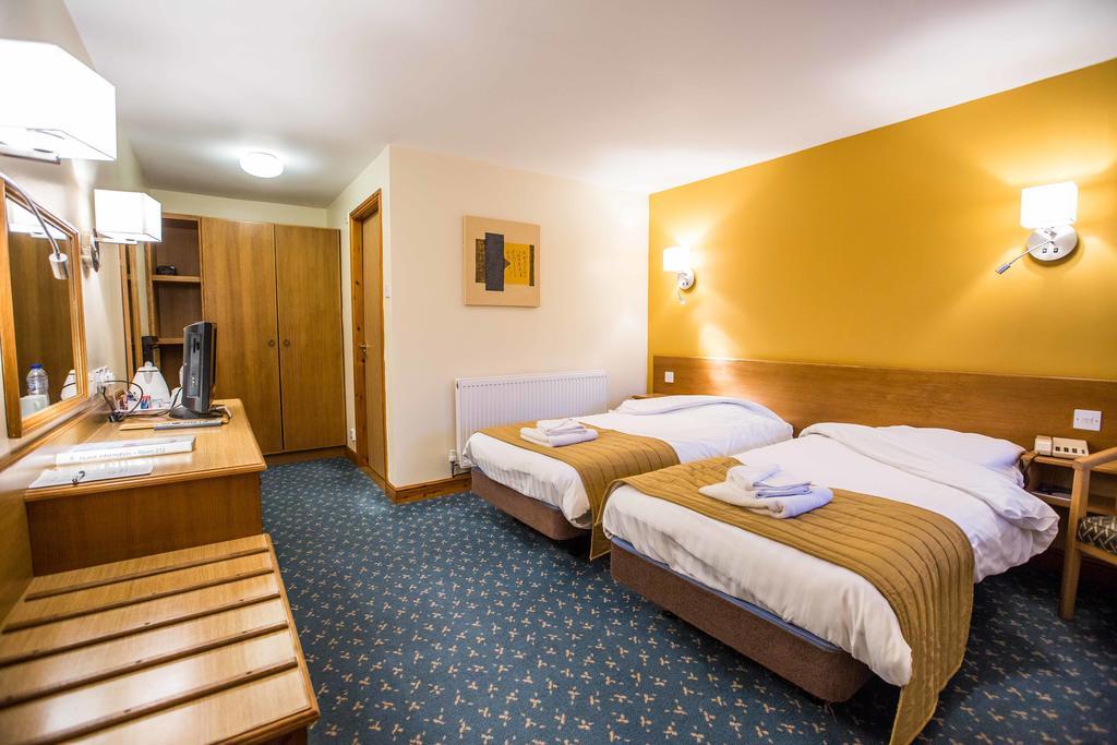 Tollgate Hotel & Leisure Stoke-on-Trent 외부 사진
