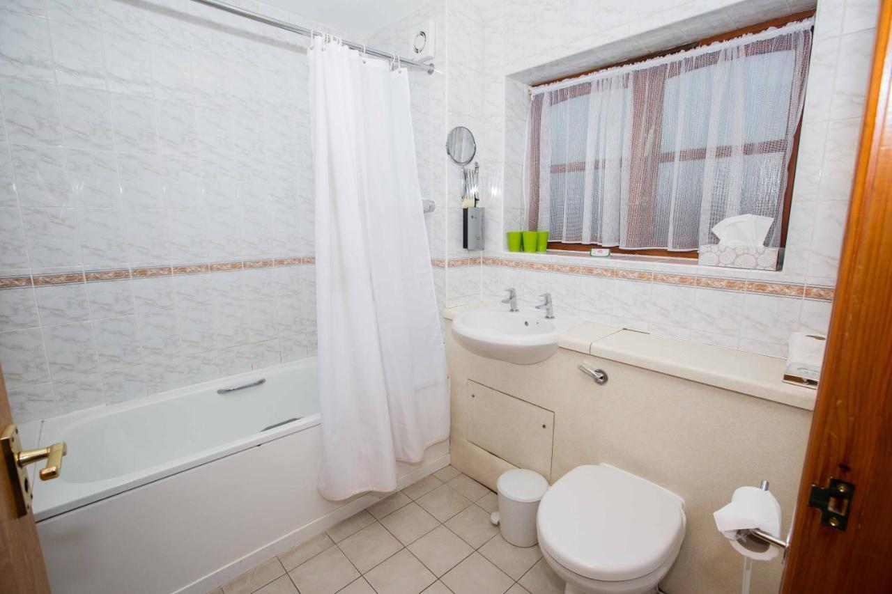 Tollgate Hotel & Leisure Stoke-on-Trent 외부 사진